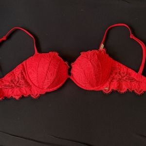Victoria's Secret Pink 32C Red Lace Push-up Bra
